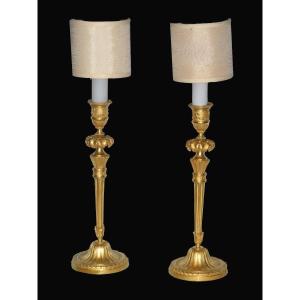 Pair Of Table Lamps Candlesticks / Torches In Gilt Bronze Louis XVI Style Fonte Fumiere