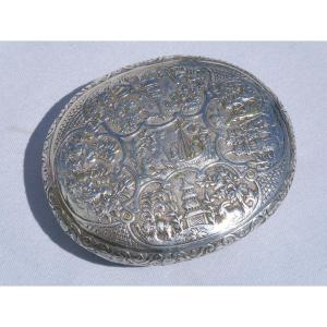 Tabatiere In Solid Silver Repousse, Chinese Decor, 1900 Period, Box With Double Patina 
