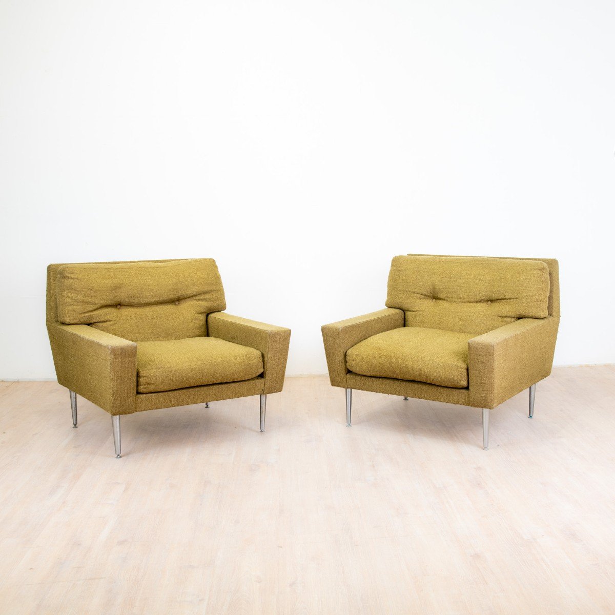 Pair Of 60s Geometric Wool Lounge Chairs -photo-2