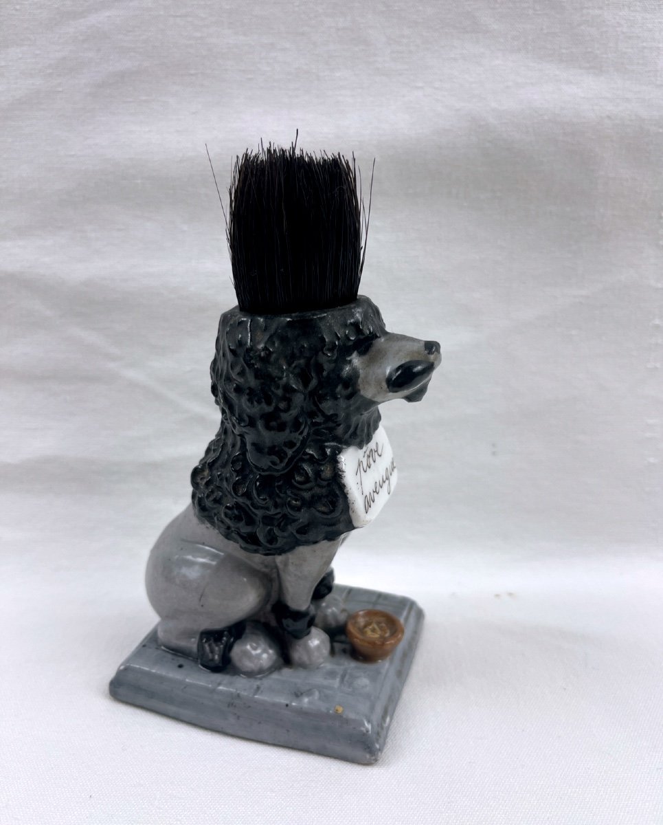 Porcelain Feather Wiper, Dog Figurine-photo-3