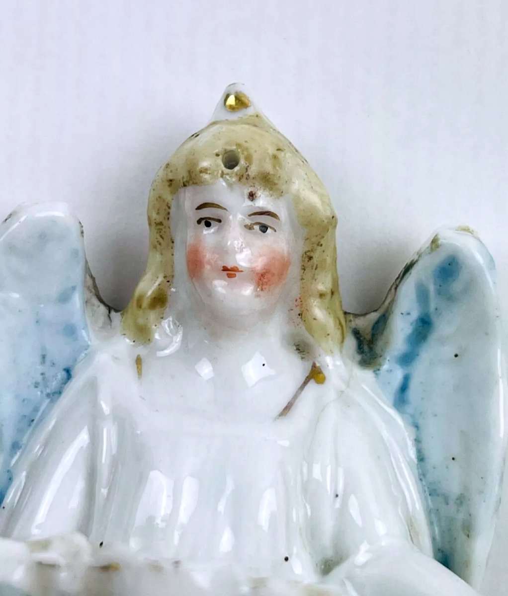 Small Paris Porcelain Bedside Holy Water Font, Angelot-photo-2