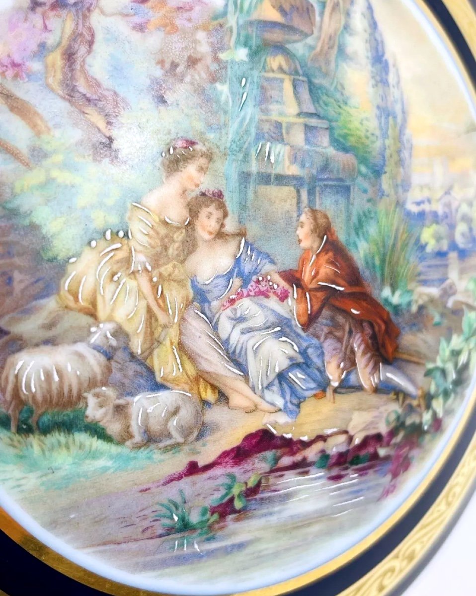 Large Limoges Porcelain Candy Box, Blue Oven, Gallant Scene-photo-2