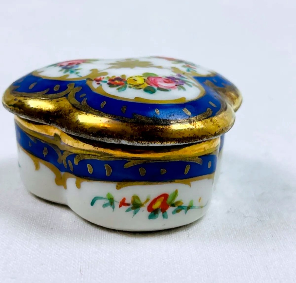 Limoges Or Paris Porcelain Pill Box-photo-4