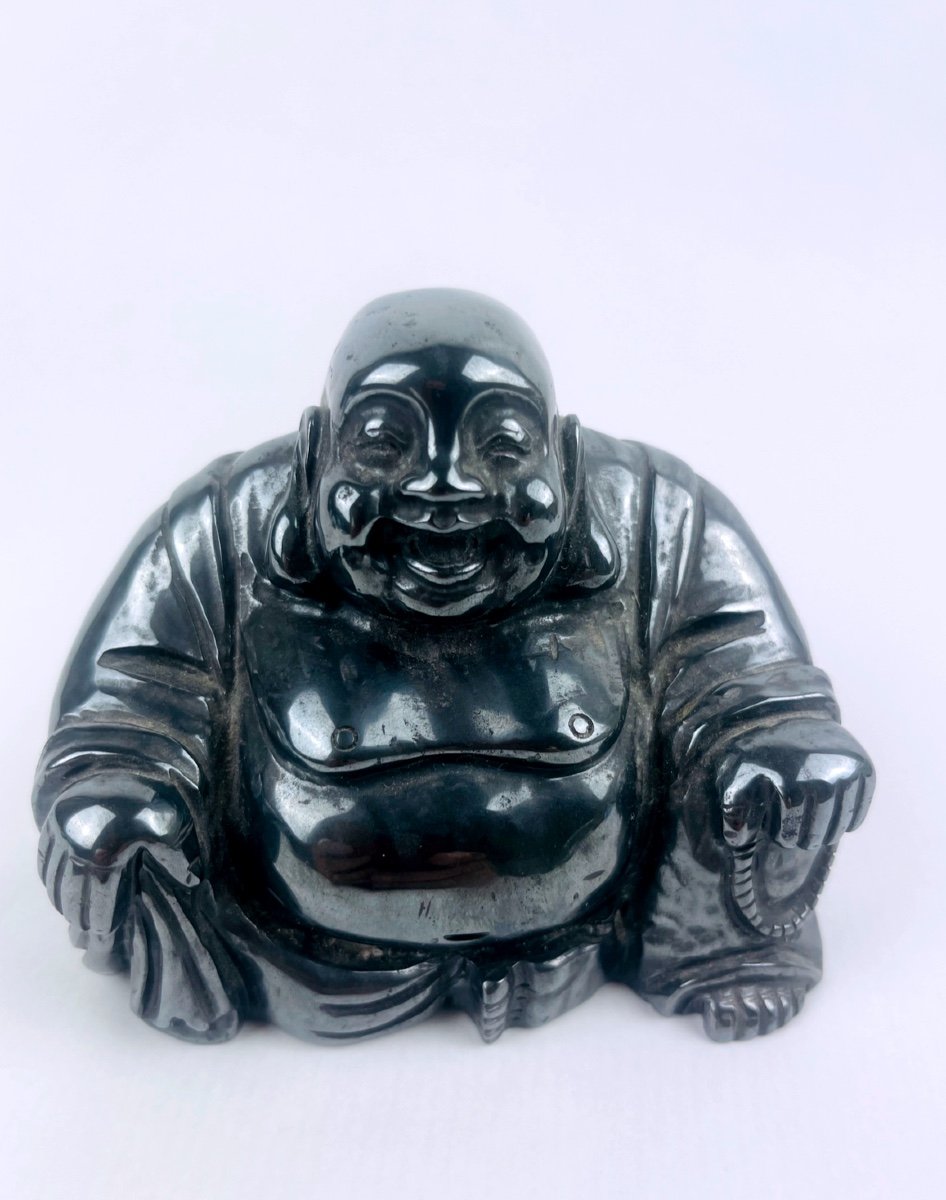 Laughing Buddha, Hematite Putaï