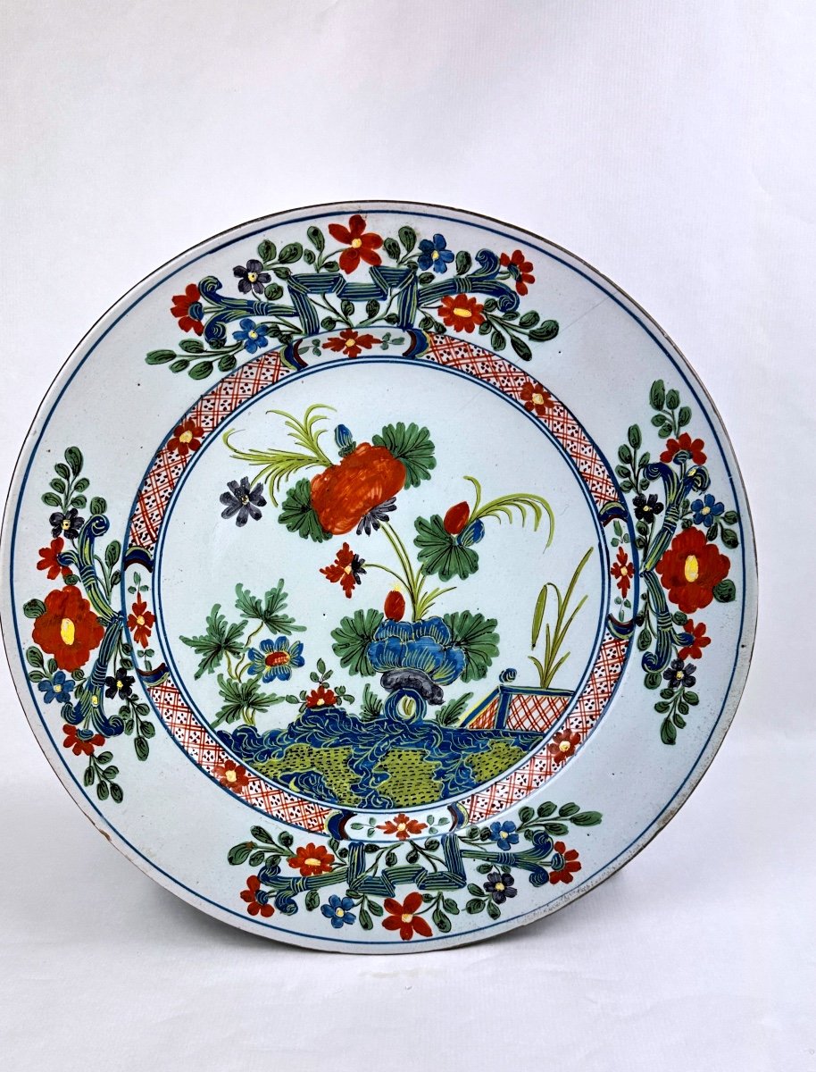 Large 18th Century Gilded Delftware Dish