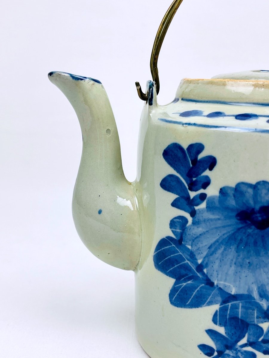 Chinese Porcelain Teapot, 19th Century-photo-2