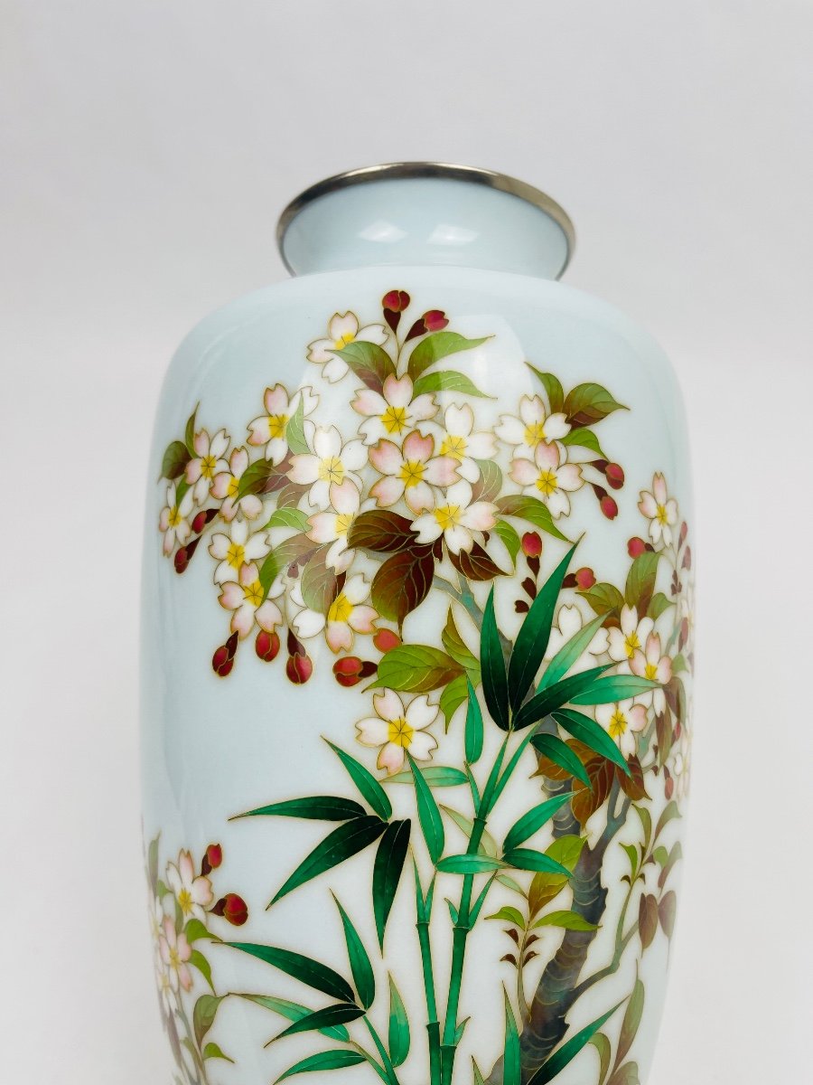 Japanese Cloisonné Enamel Vase In The Style Of Ando Jubei-photo-1