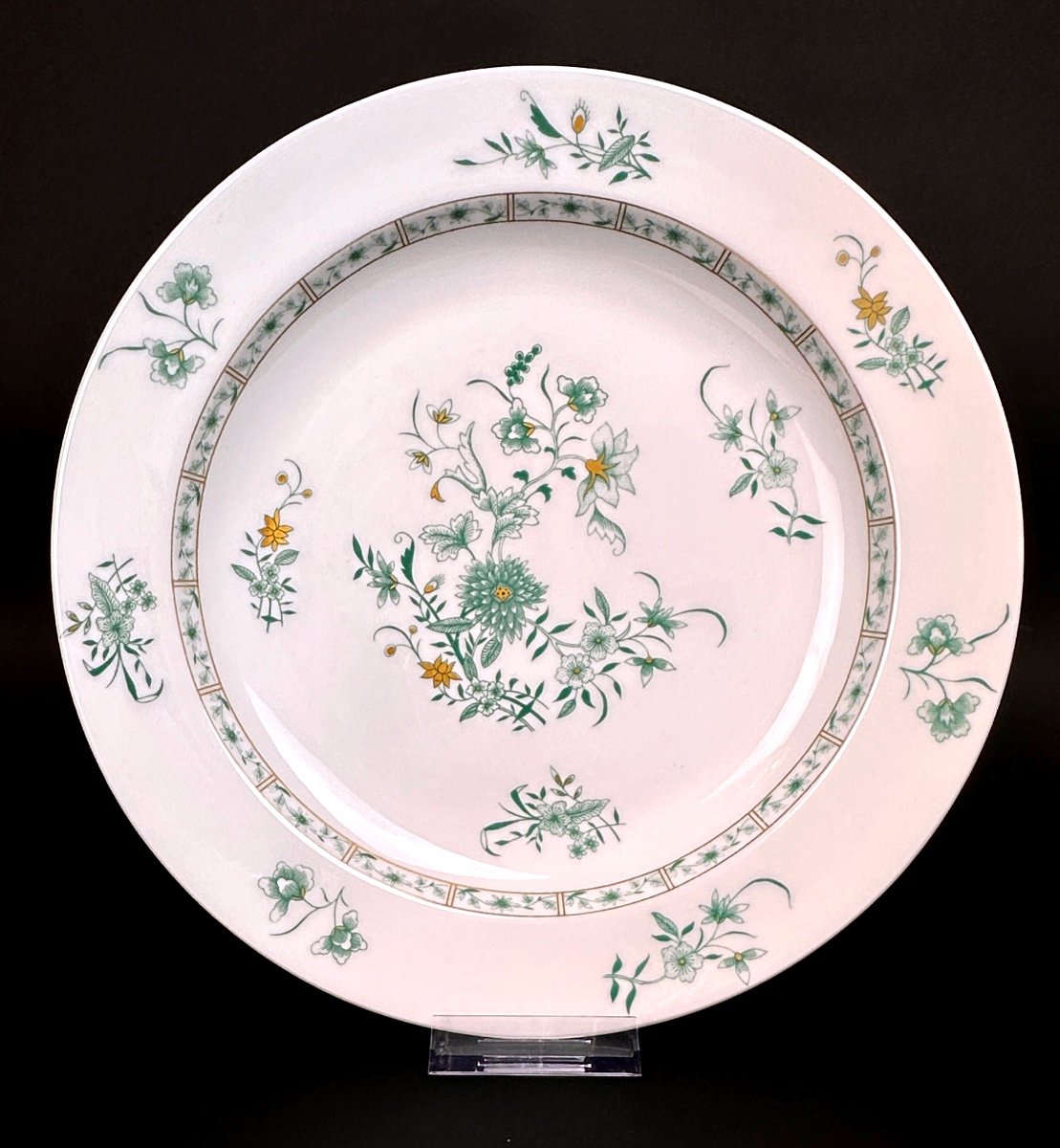 Plat De Service En Porcelaine De Limoges Bernardaud Modèle Pékin