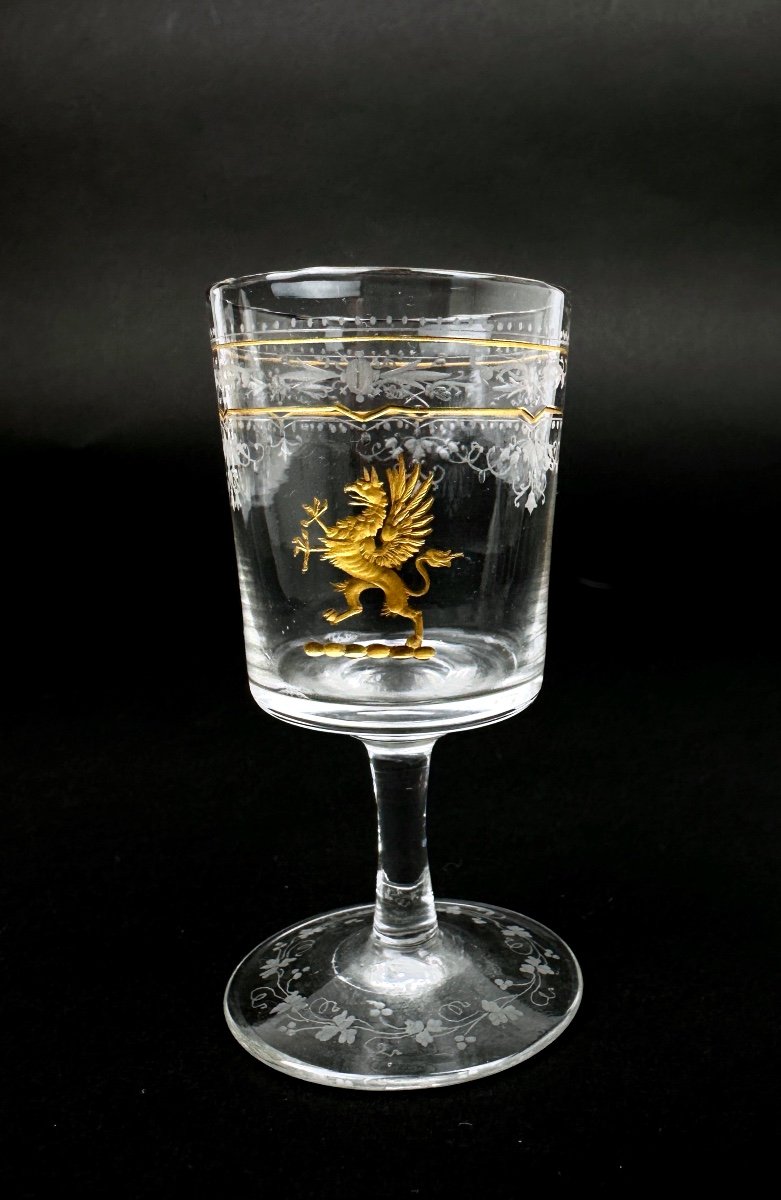 Set Of 14 Wine Glasses Maison Le Rosay Liqueur With The Coat Of Arms Of The Maignol De Mataplane Family