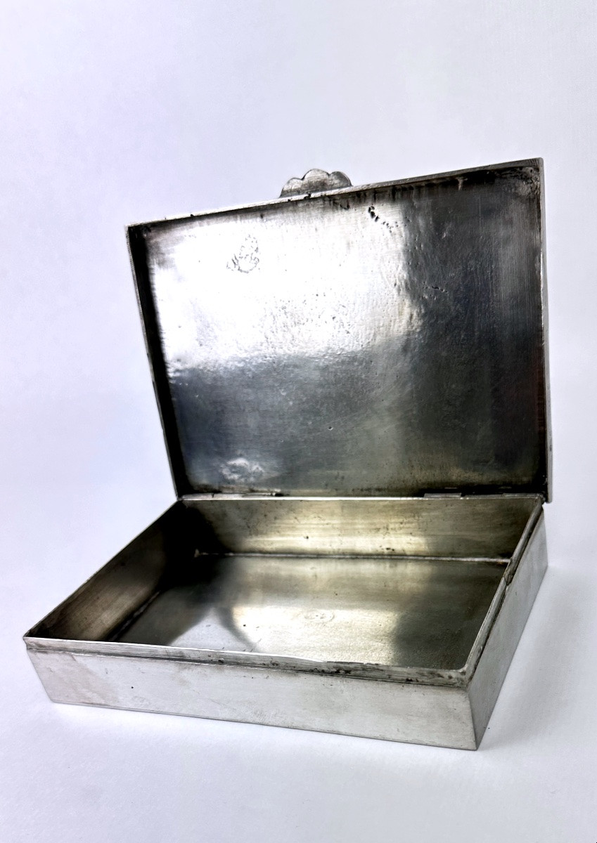 Shiny Tin Cigarette Box-photo-2