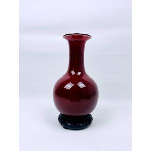 Vase En Porcelaine De Chine Sang De Boeuf