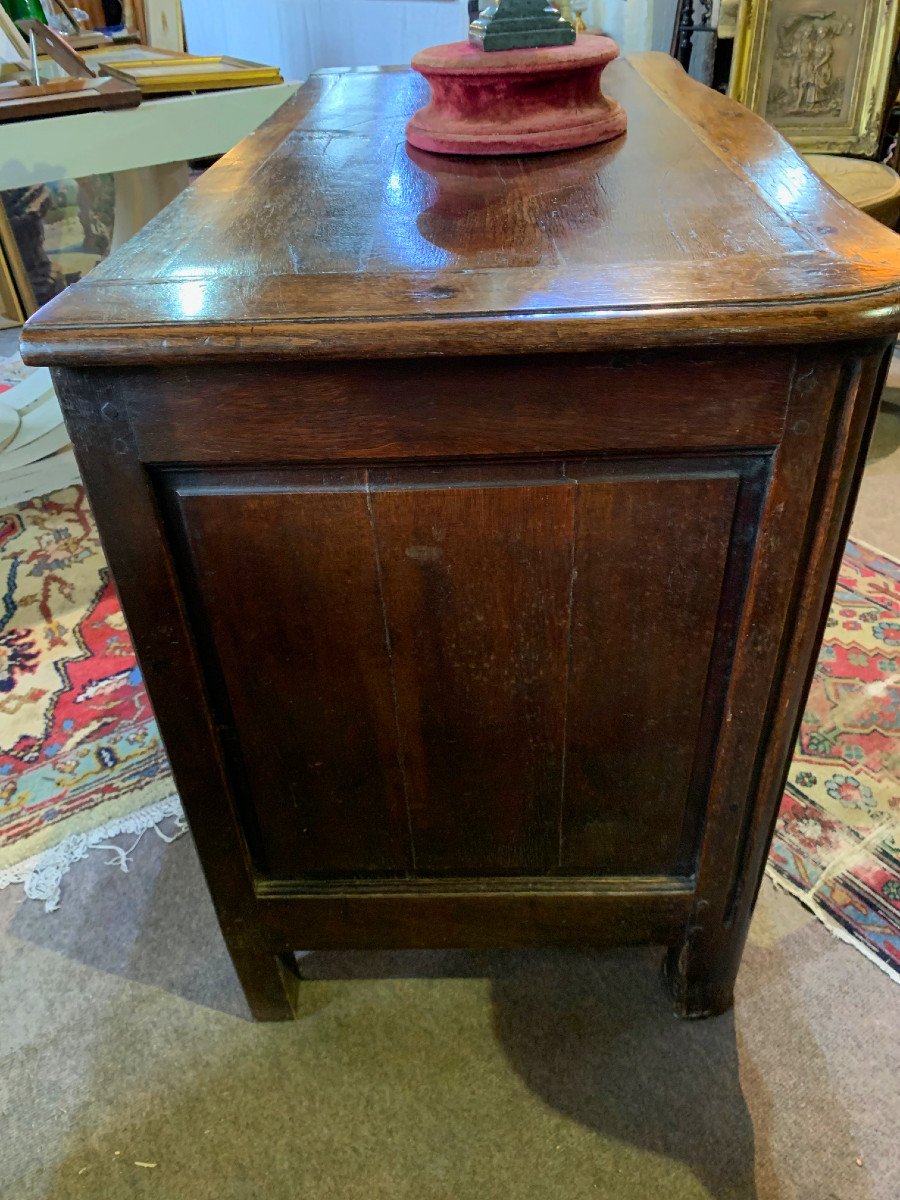 Petite Commode  Régionale Début XVIII°-photo-1