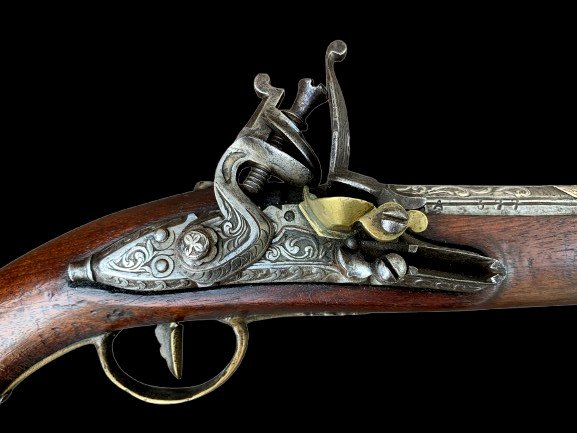 Beautiful 18th Century Horse Pistol-photo-2