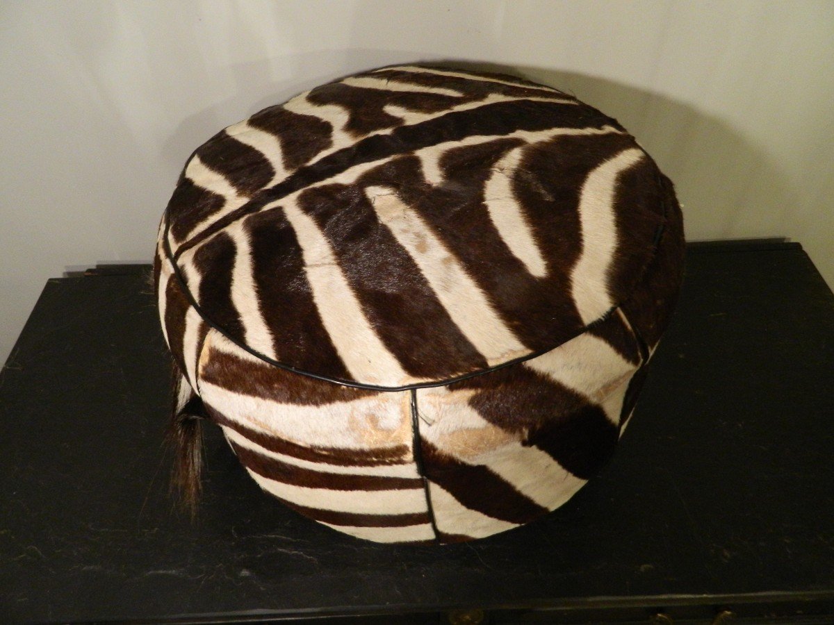 Large Zebra Skin Pouf-photo-5