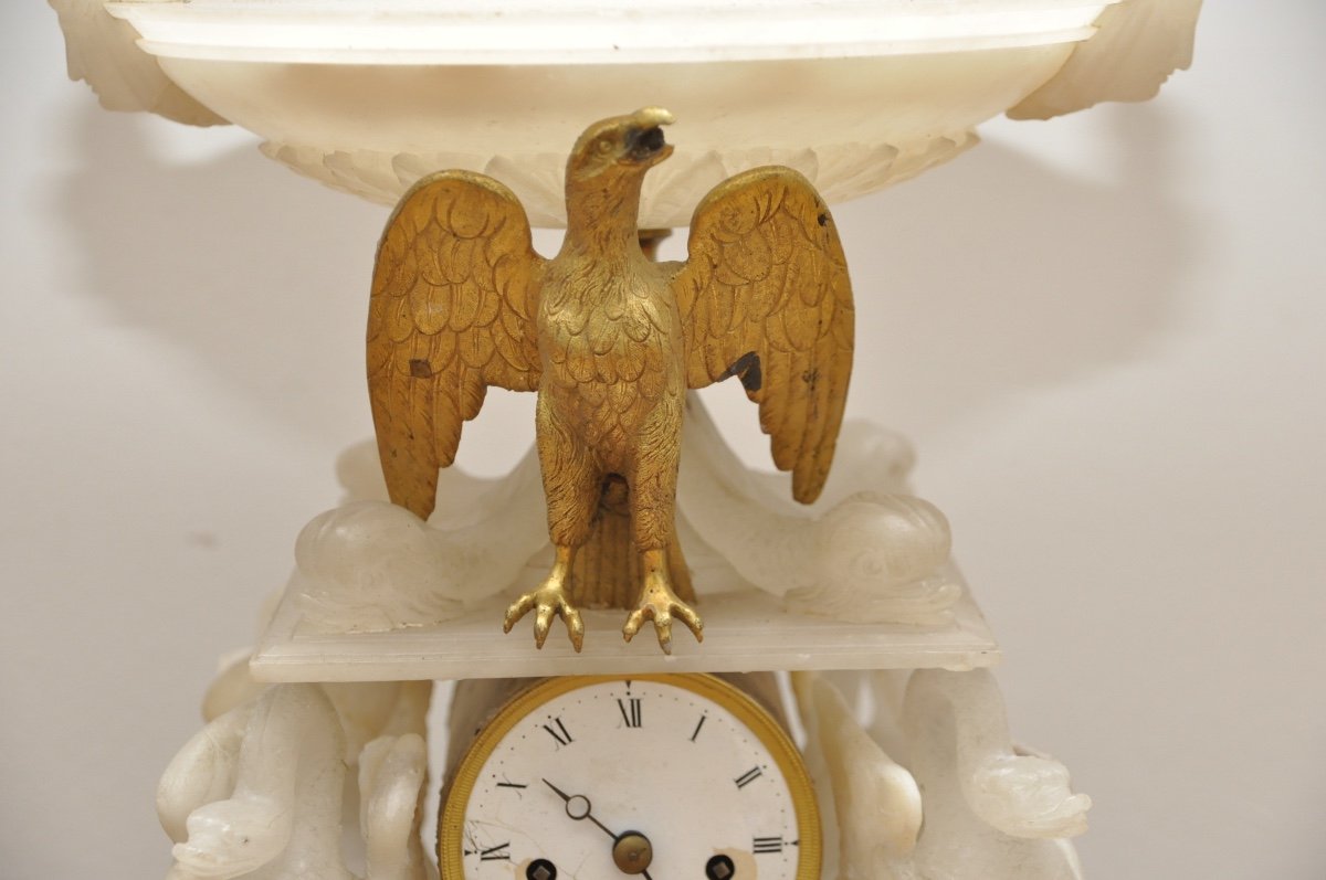 Alabaster Table Clock-photo-3