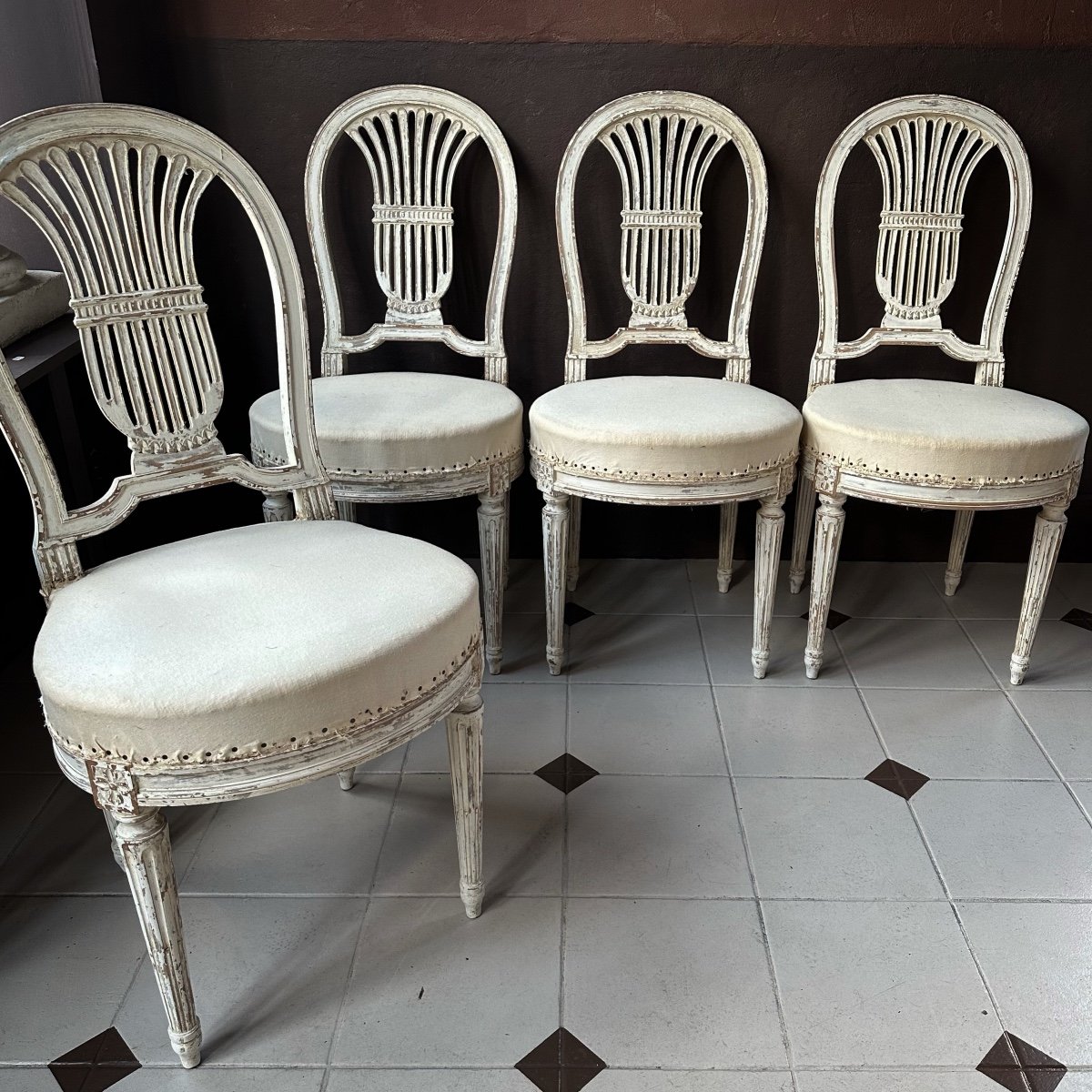 Suite de 4 Chaises Montgolfières de Style Louis XVI-photo-1