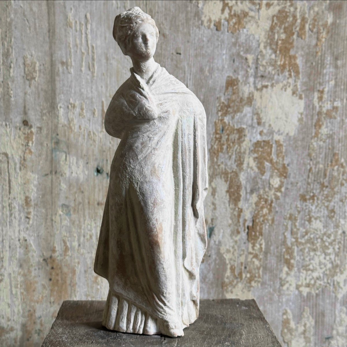 2 Tanagraean Peplophora Statuettes/terracotta Reproduction/20th Century-photo-2