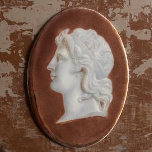 Antique Profile - Porcelain Painting In Medallion - Italy 19th Century