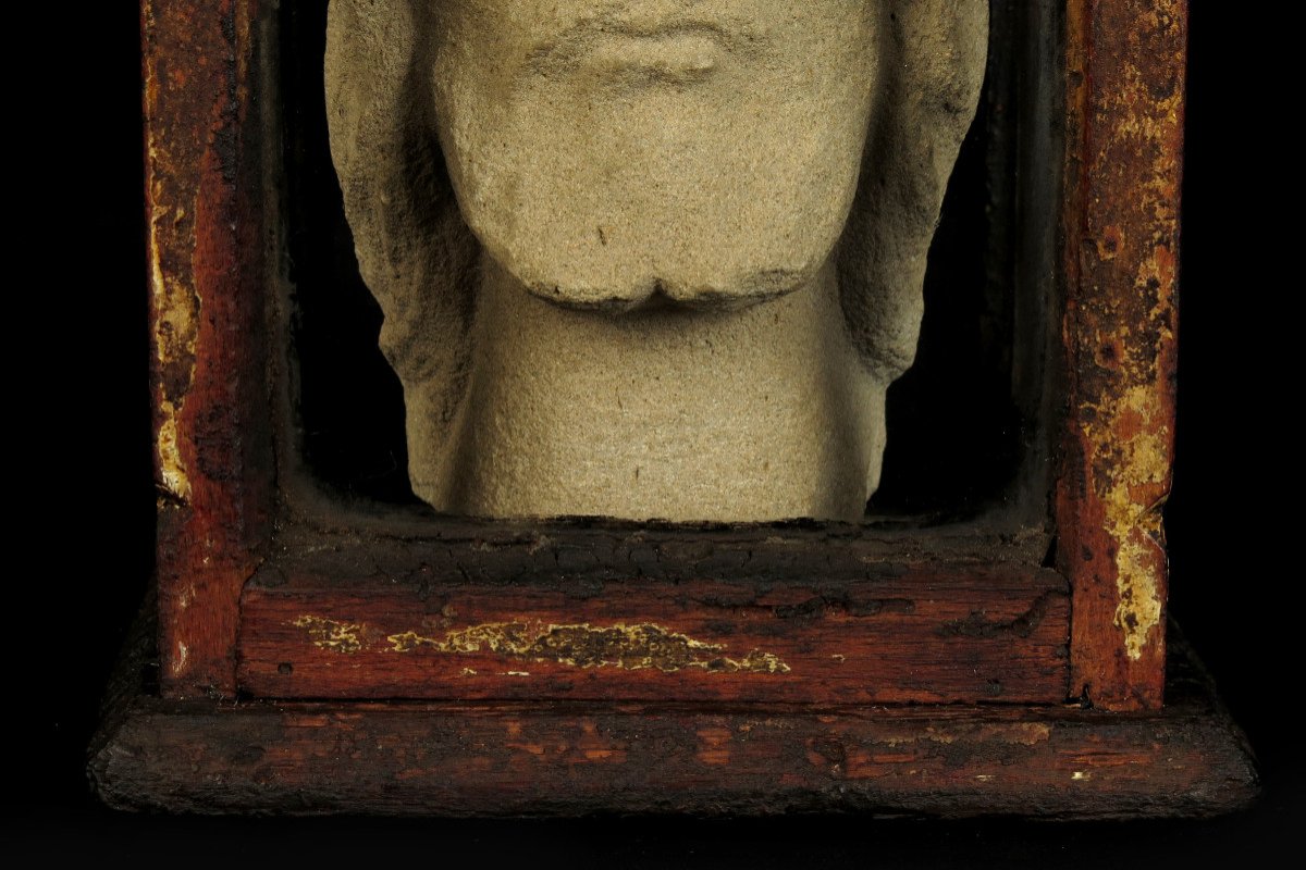 Ancient Yellow Sandstone Sculpture Fragment, Head Of Christ.-photo-2