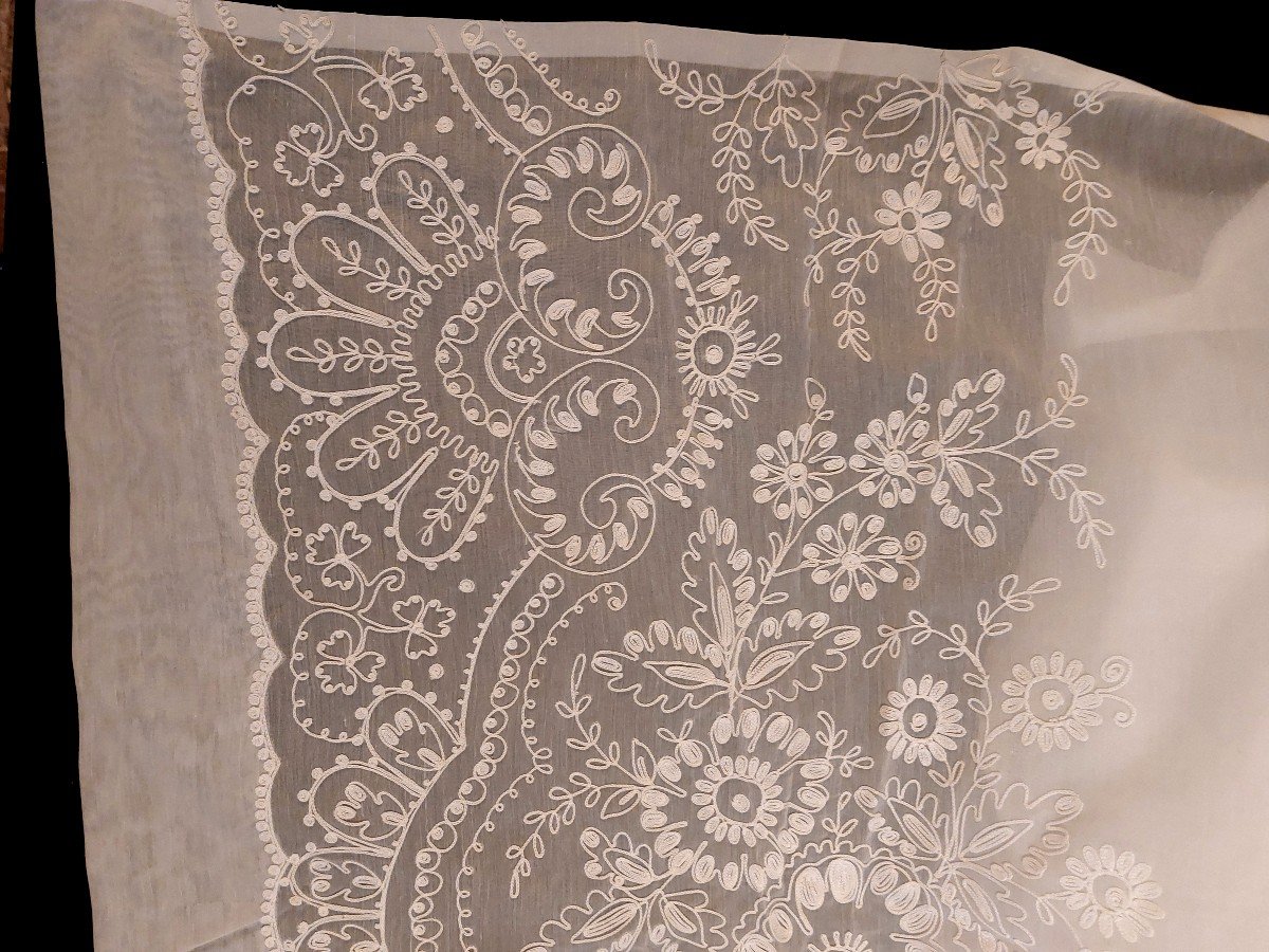 Pair Of Embroidered Curtains-photo-7