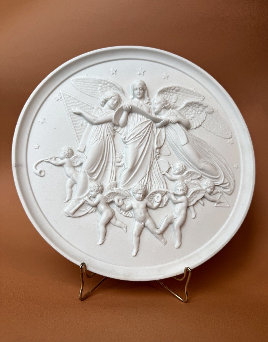 Grand Médaillon En Biscuit / Porcelaine – 19e Siècle