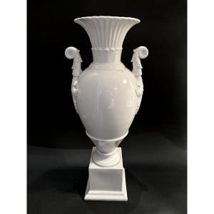 Vase Décoratif Néoclassique En Porcelaine Blanche (19e Siècle)