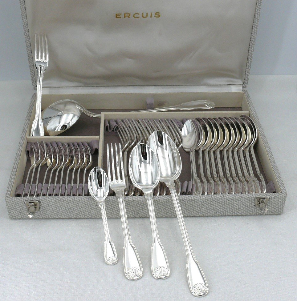 38 Piece Cutlery Set Ercuis Shell Model In Silver Metal, Near New Condition.