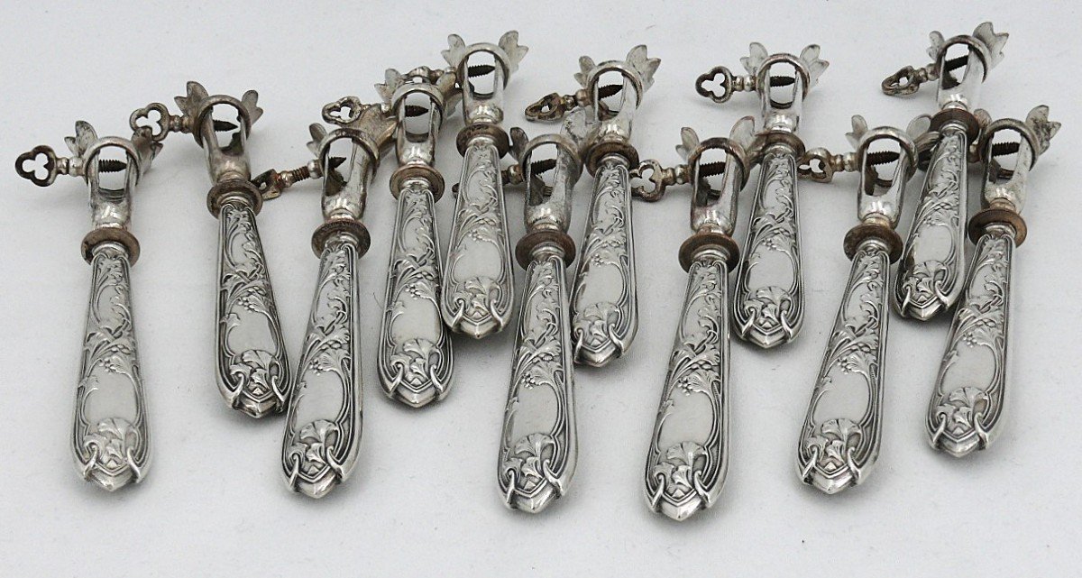 12 Manches/pinces à Côtelettes En Argent Minerve, Art Nouveau, Vers 1900.