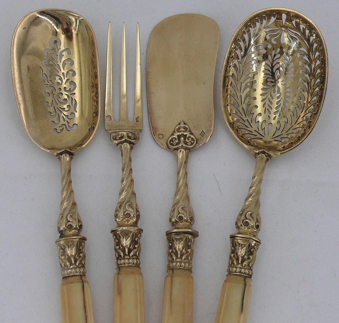 Pierre Queillé, Splendid Solid Silver Hors d'Oeuvres Service, Minerva, Vermeil.-photo-2