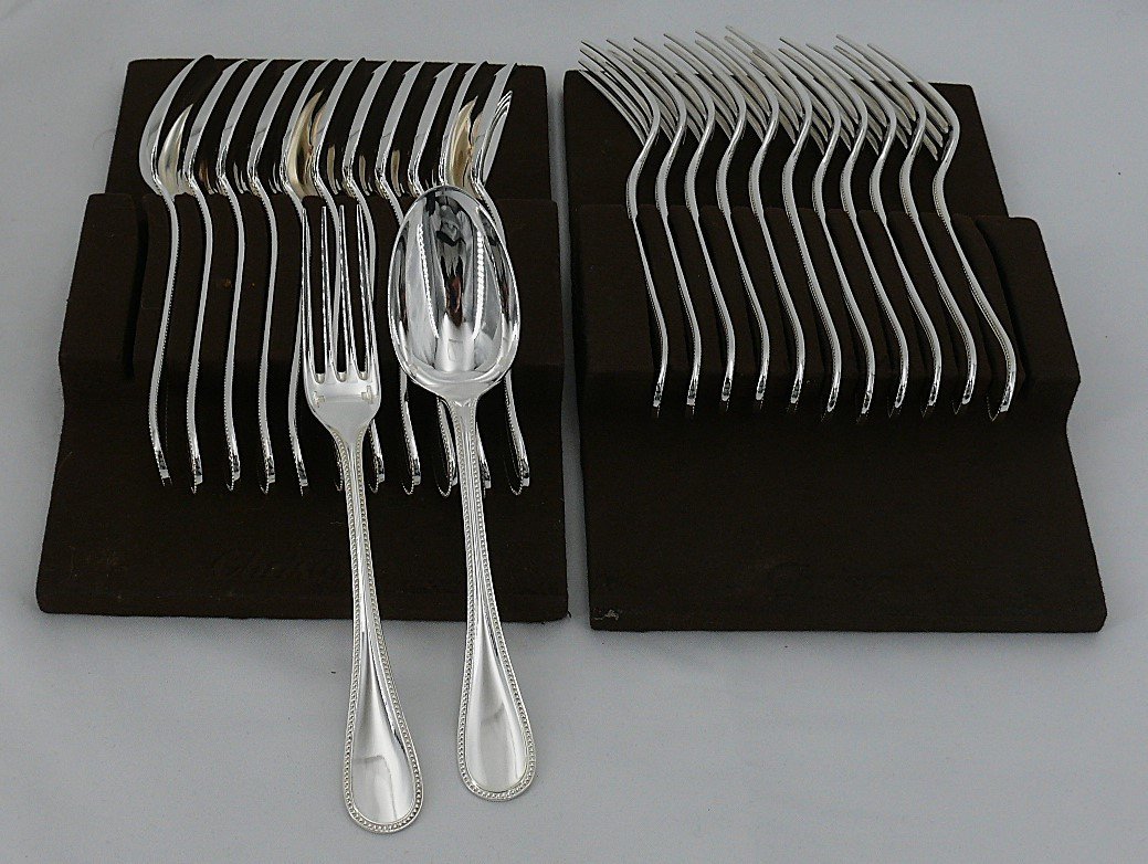 Christofle Perles Model 12 Dessert/entremet Cutlery, 24 Pieces Silver Metal 17 Cm.