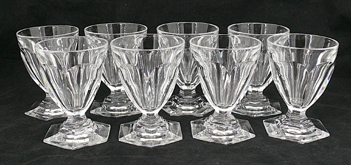 Baccarat Modèle Bourbon, 8 Verres à Vin, Cristal, Signés, 9,2 Cm, Excellent état.