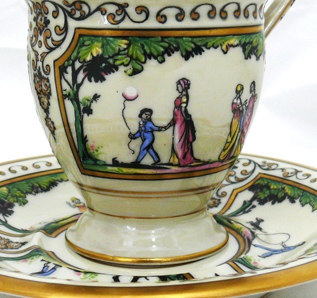 Raynaud, Porcelaine De Limoges, Promenade Au Palais Royal, Paire De Tasses En Excellent état.-photo-3