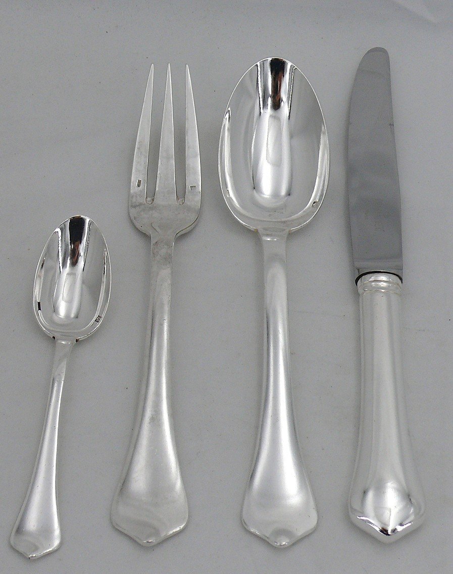 Ravinet d'Enfert Brantôme, 32-piece Cutlery Set With Knives, For 8 People, In Silver Metal.-photo-2