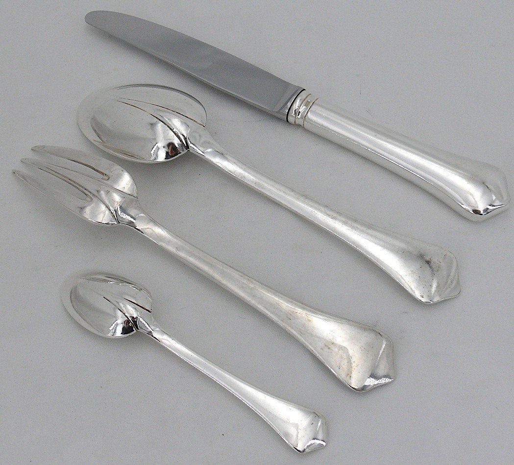 Ravinet d'Enfert Brantôme, 32-piece Cutlery Set With Knives, For 8 People, In Silver Metal.-photo-5