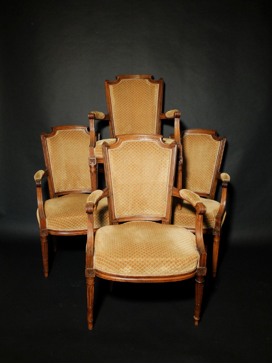 Suite Of 4 Cabriolet Armchairs From The Louis XVI Period