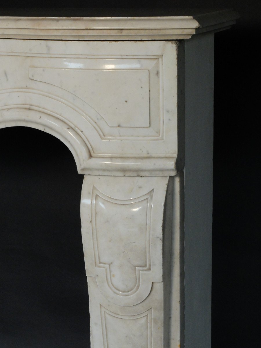 18th Century Fireplace In White Marble-photo-2