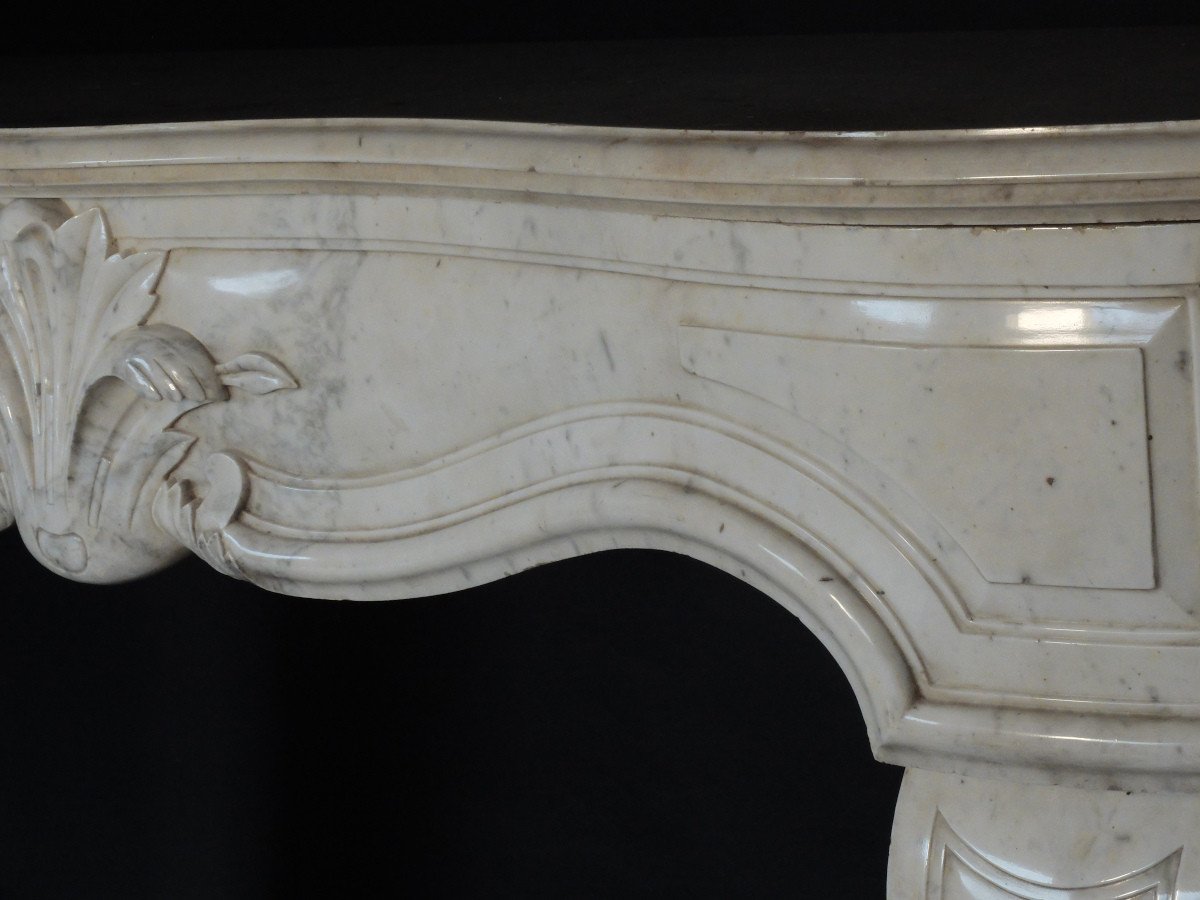 18th Century Fireplace In White Marble-photo-3