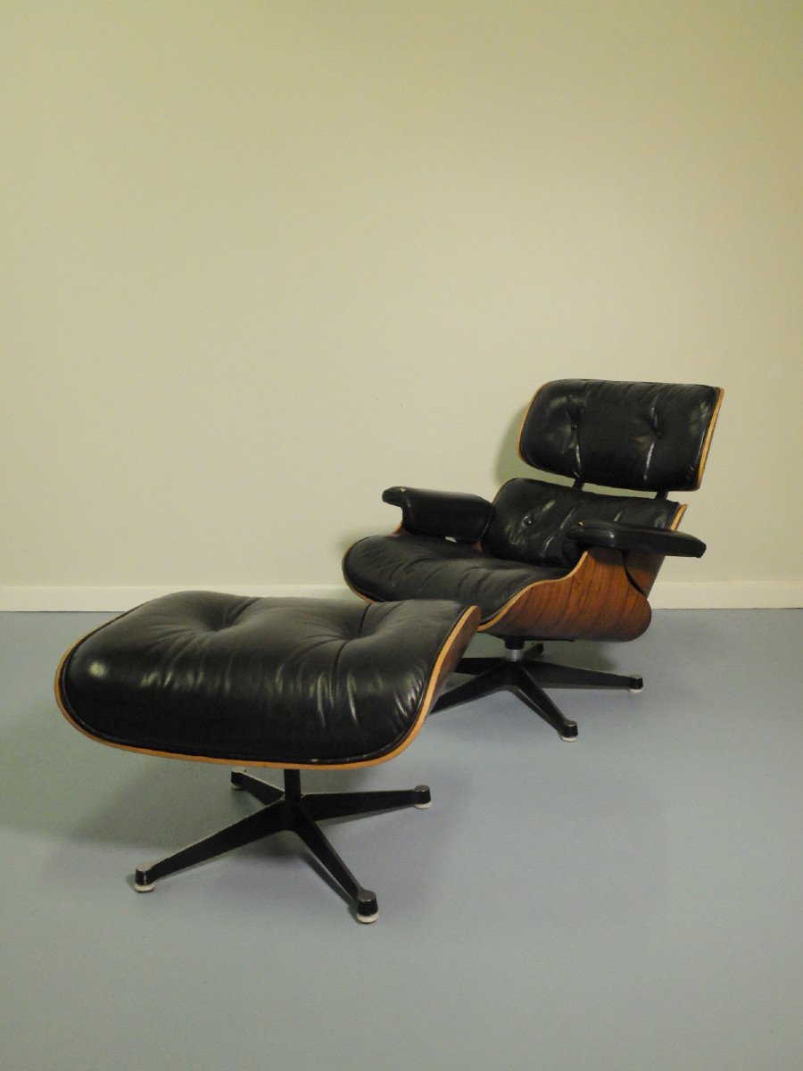 Lounge Chair And Ottoman By Eames - 1978