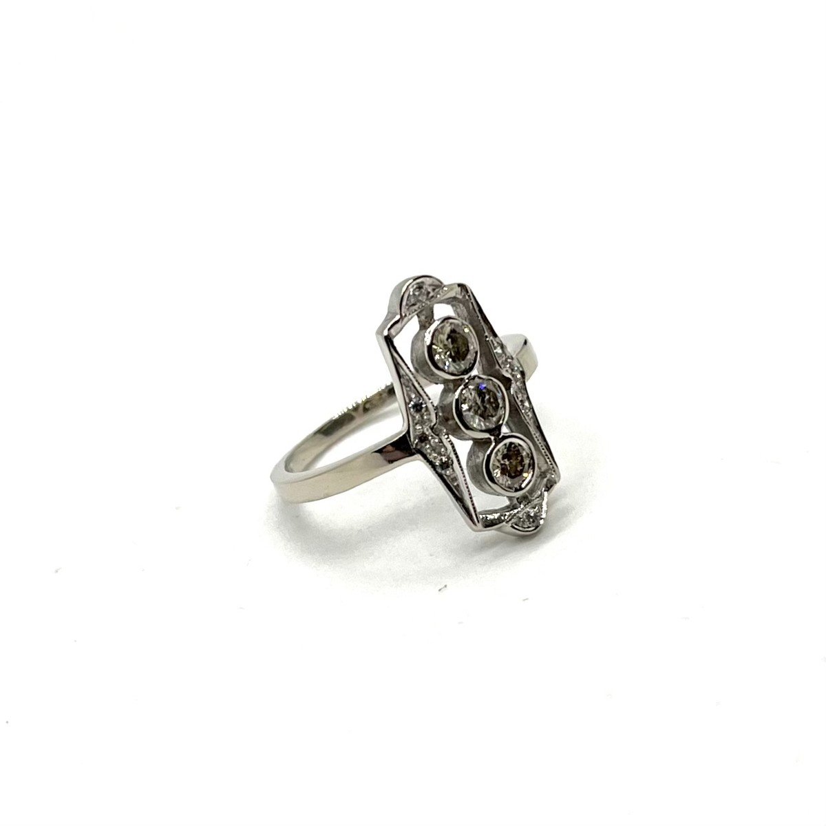 3806. Art Deco Ring With Diamonds-photo-2