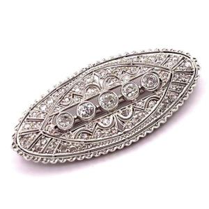 4600. Art Deco Brooch With Diamonds