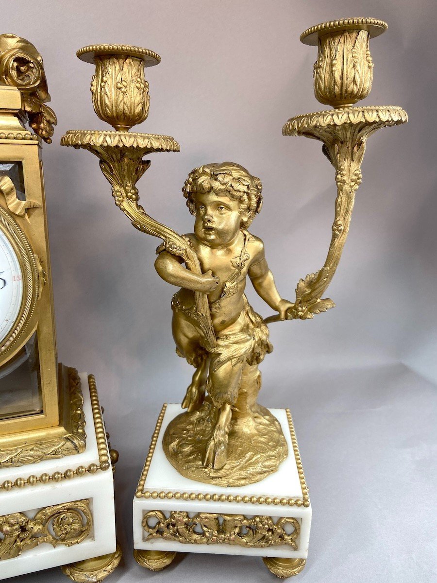 French Louis XVI Chimney Clock Set With Two Candelabras, Marble And Bronze, Circa 1900-photo-4