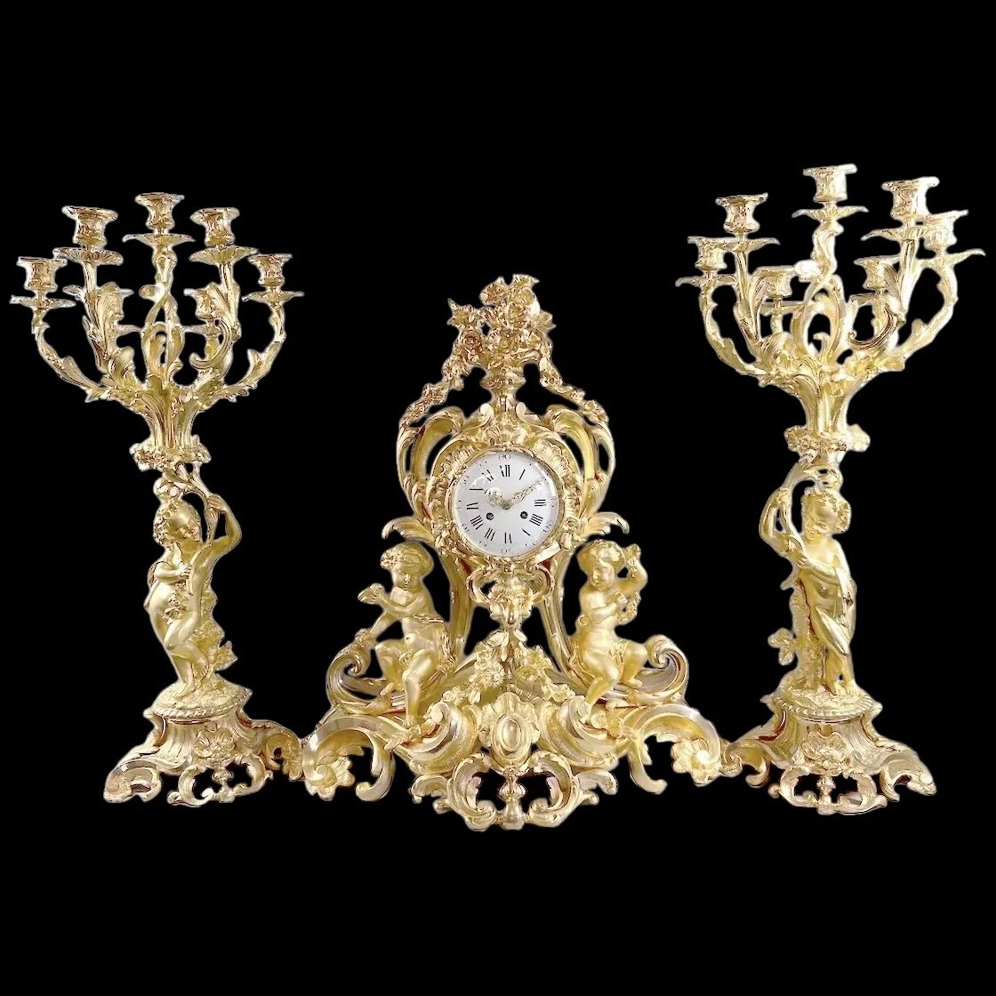 Magnificent Louis XV Clock In French Bronze 1840 With Two Candelabra