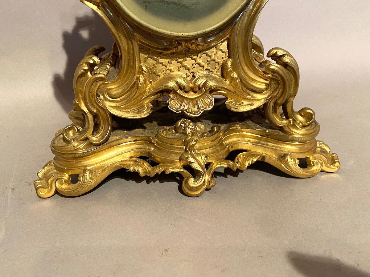 élégante Pendule De Cheminée En Bronze Doré Louis XV Du 19ème Siècle-photo-2