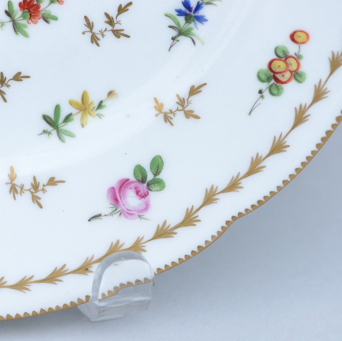 Porcelain Plate With Polychrome Floral Decor  Clignancourt  Manufacture De Monsieur 1780-photo-2