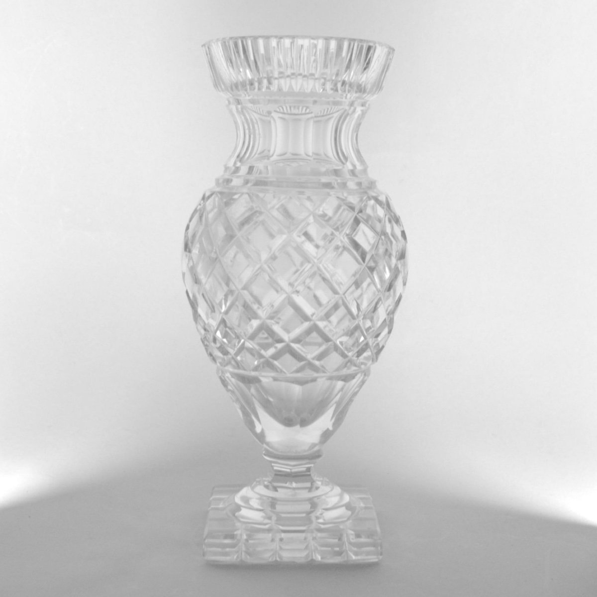 19th Century Diamond Decor Crystal Vase-photo-4