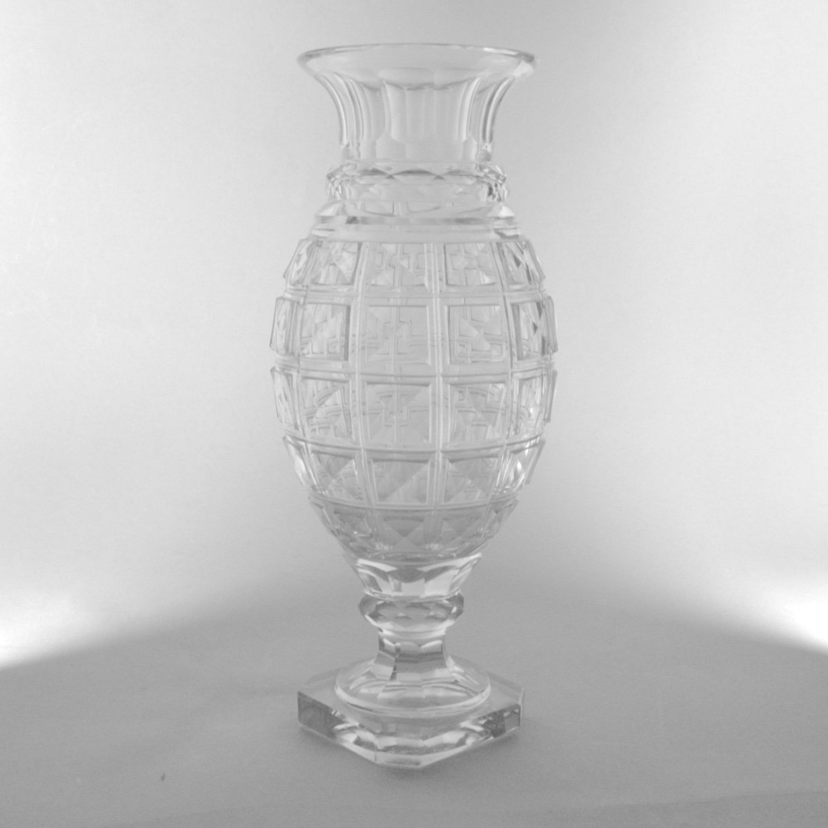 19th Century Diamond Decor Crystal Vase-photo-5