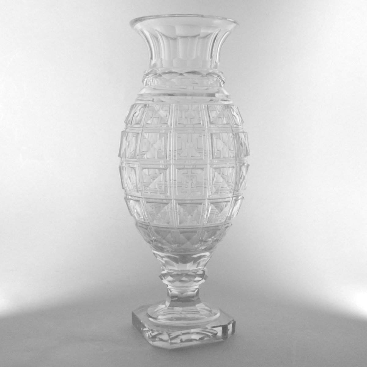 19th Century Diamond Decor Crystal Vase-photo-6