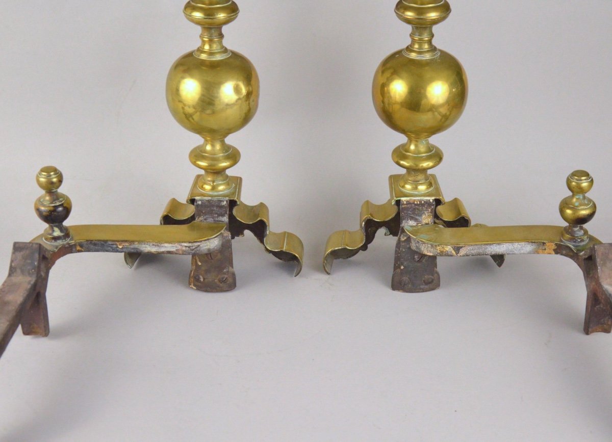 Pair Of 19th Century Andirons Decorated With Cherub Heads-photo-1