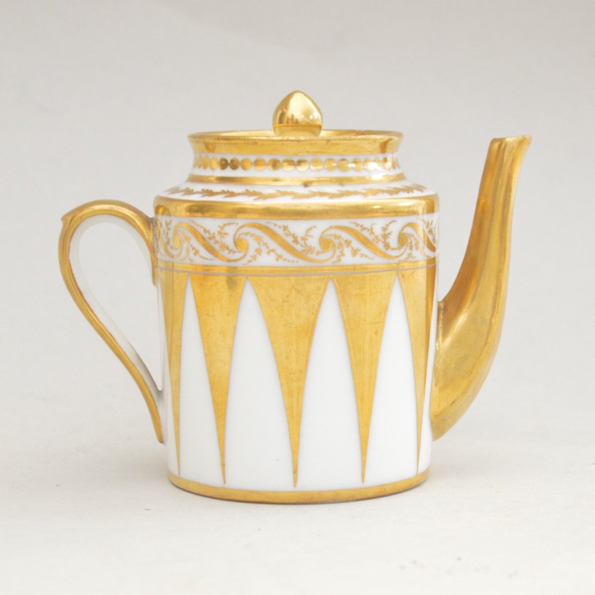 Small Paris Porcelain Teapot With Gold Decor Circa 1800