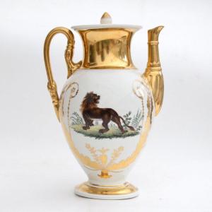 Cafetière Empire En Porcelaine De Nymphenburg à Décor Lion Et Cerf 1815-1820